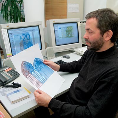 Robert Kalina am Mac (Foto Archive.org)